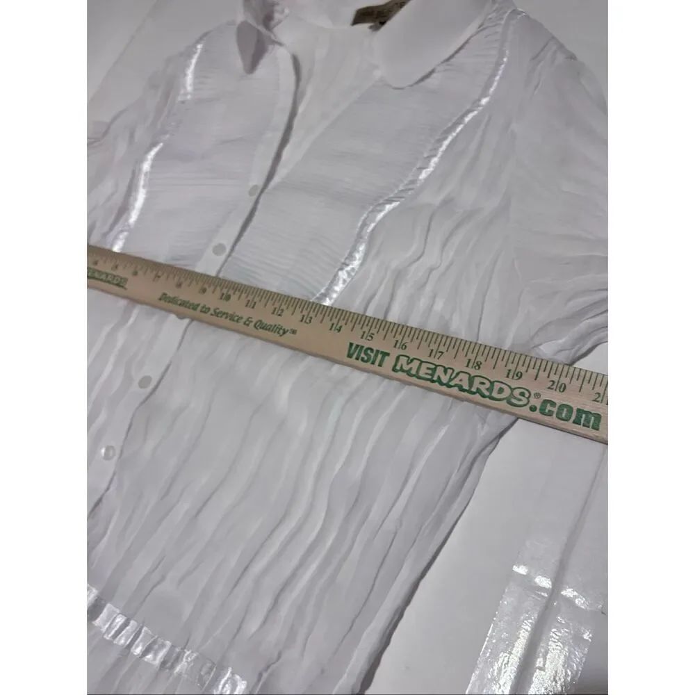 Notations Woman Size 1X Crinkle Button Down V-Neck White Blouse Bell Sleeves - Picture 8 of 10